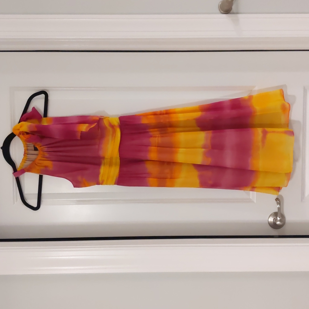 Express silk dress with bow on shoulder size 0